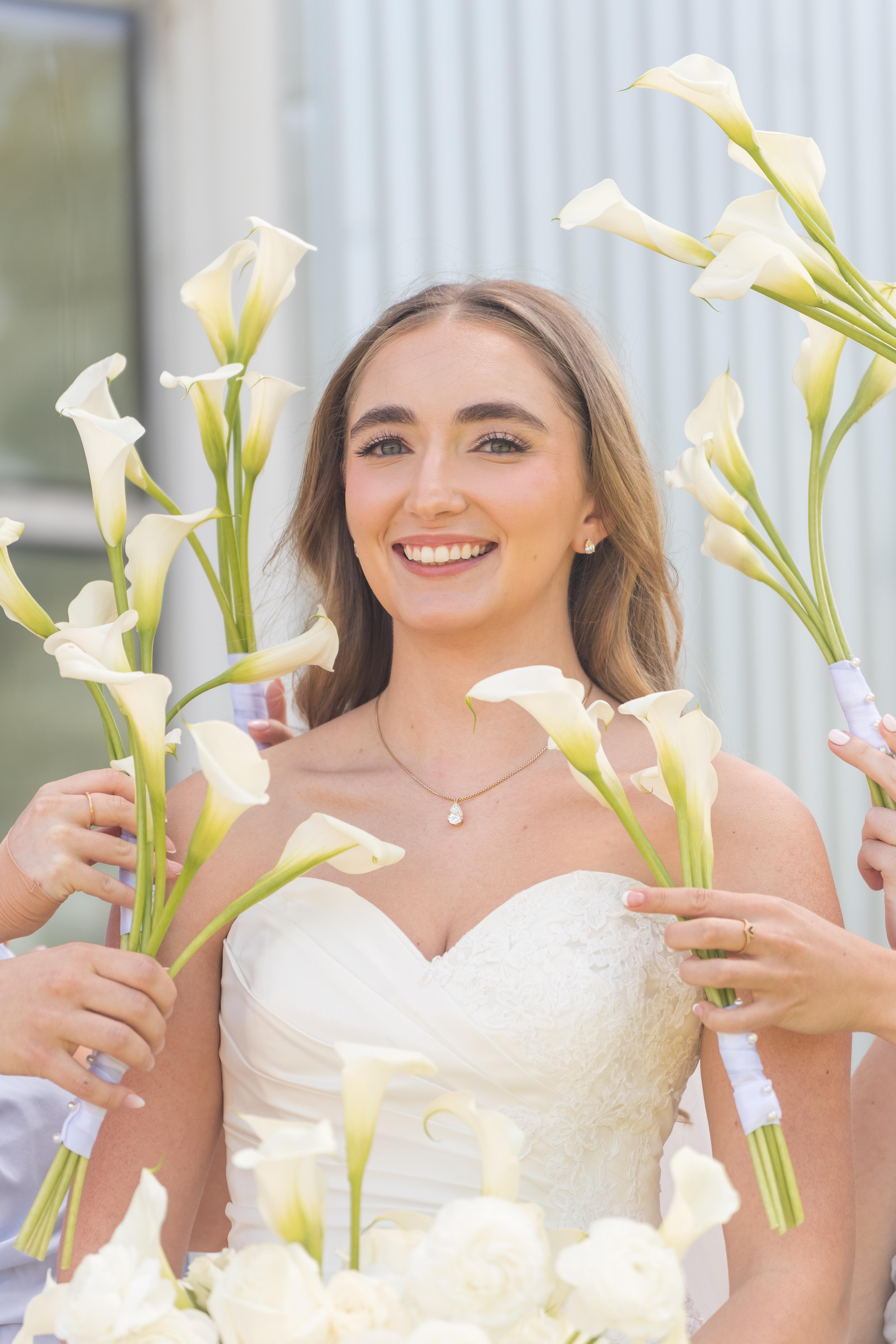 Melanie's calla lily bouquet detail